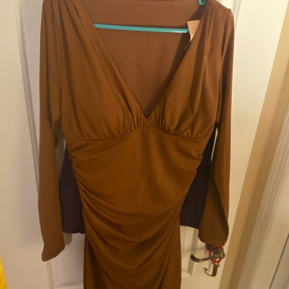 Popilush Shapewear Long Sleeve V-Neck Ruched Bodycon Midi Dress
Brown / XL - Picture 2 of 13